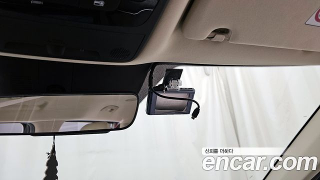 Kia Canival 2022 — photo 27