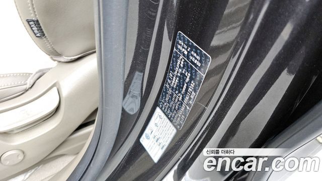Kia Canival 2022 — photo 28