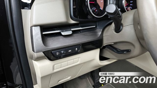 Kia Canival 2022 — photo 29