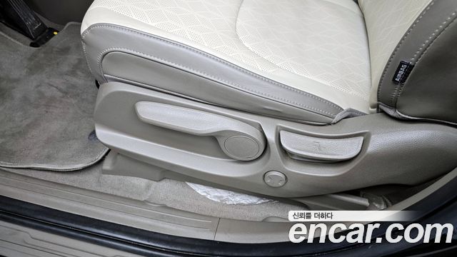 Kia Canival 2022 — photo 31
