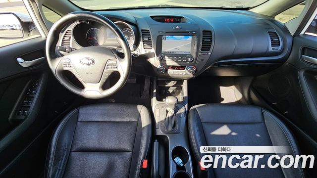 Kia K3 2015 — photo 7