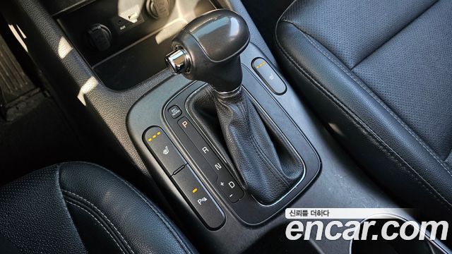 Kia K3 2015 — photo 9