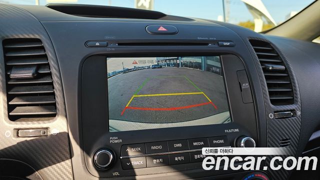 Kia K3 2015 — photo 15