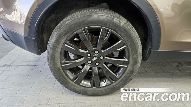 Land Rover Discovery Sport 2016 — photo 5