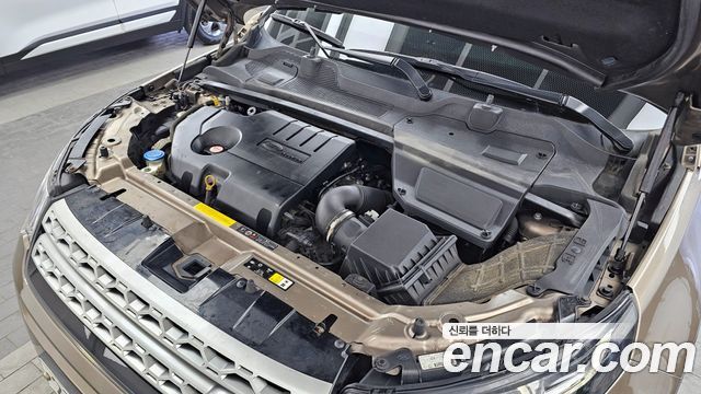 Land Rover Discovery Sport 2016 — photo 6