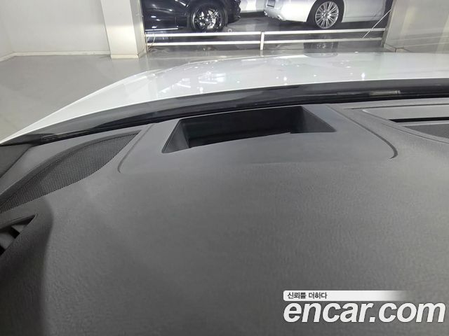 Audi A4 2019 — photo 9