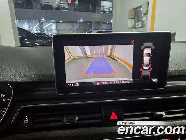 Audi A4 2019 — photo 13