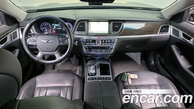 Genesis G80 2018 — photo 10