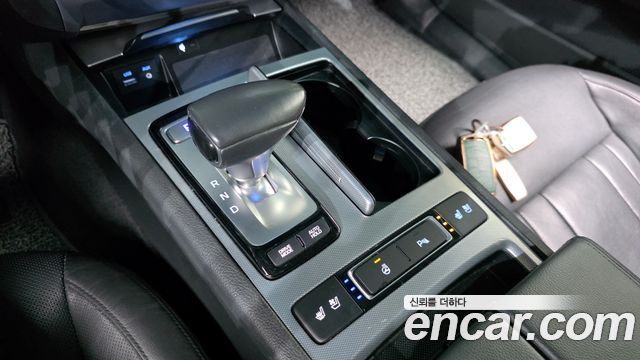 Genesis G80 2018 — photo 12