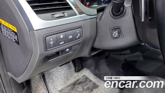 Genesis G80 2018 — photo 22