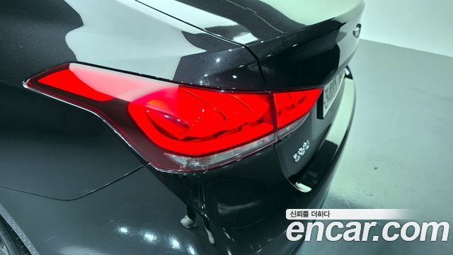 Genesis G80 2018 — photo 9