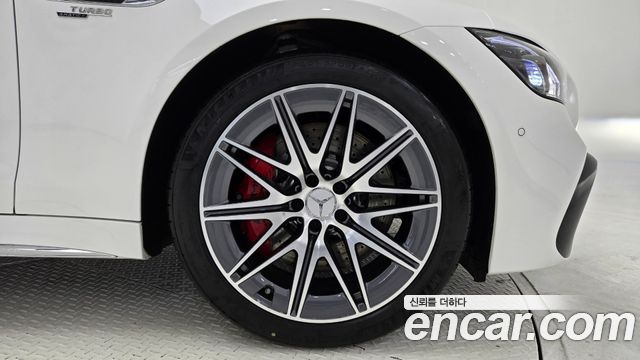 Mercedes-Benz AMG GT 2025 — photo 5