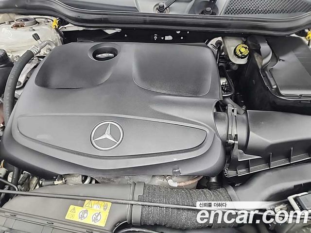 Mercedes-Benz CLA-Class 2017 — photo 5
