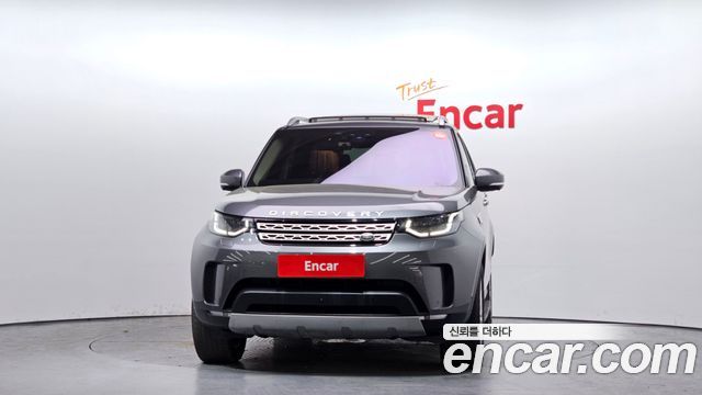 Land Rover Discovery 2017 — photo 3