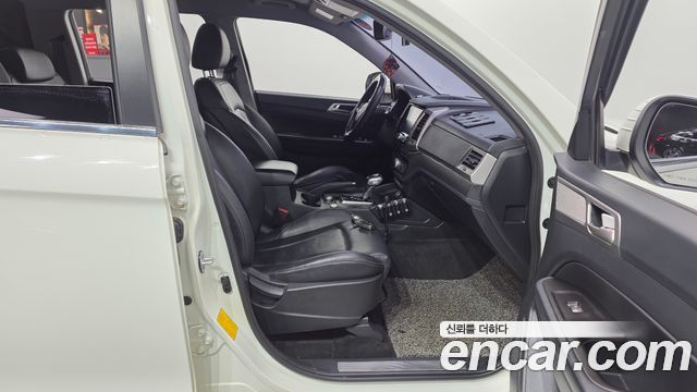 KG Mobility Rexton 2019 — photo 18