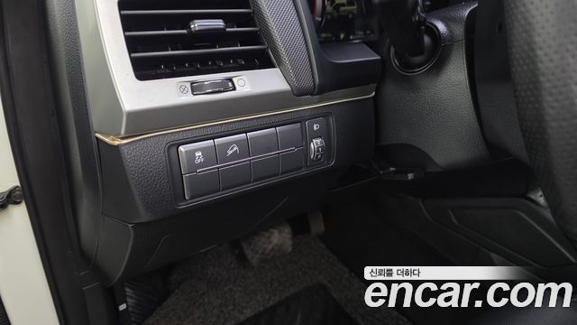 KG Mobility Rexton 2019 — photo 16