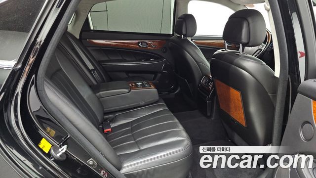 Hyundai Equus 2010 — photo 12