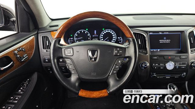 Hyundai Equus 2010 — photo 13