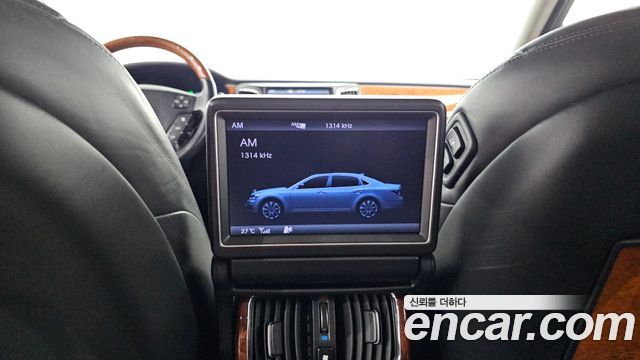 Hyundai Equus 2010 — photo 17