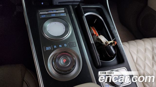 Genesis GV80 2020 — photo 9