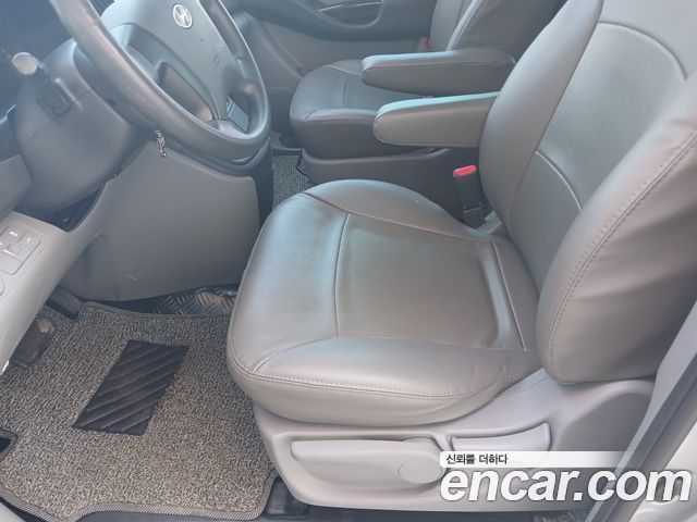 Hyundai Starex 2016 — photo 7