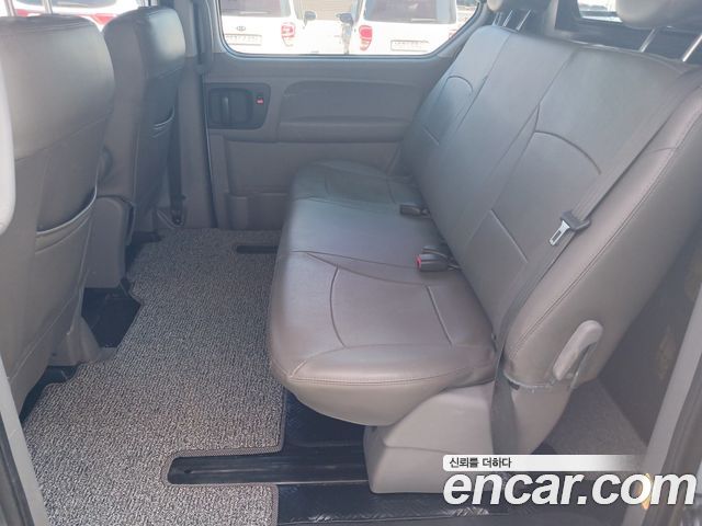 Hyundai Starex 2016 — photo 8