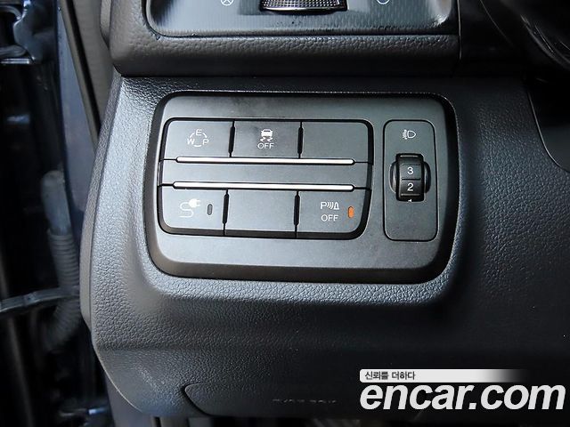 KG Mobility TIBOLI 2016 — photo 12