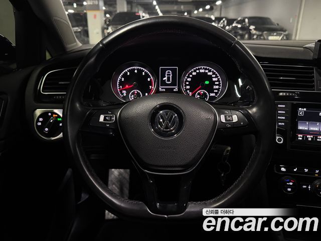 Volkswagen Golf 2014 — photo 11
