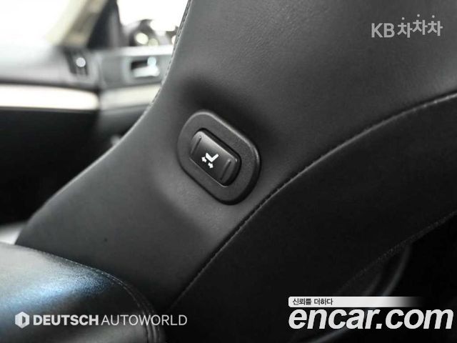 Infiniti G 2010 — photo 17