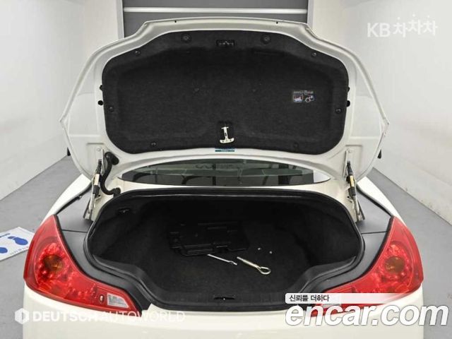 Infiniti G 2010 — photo 19