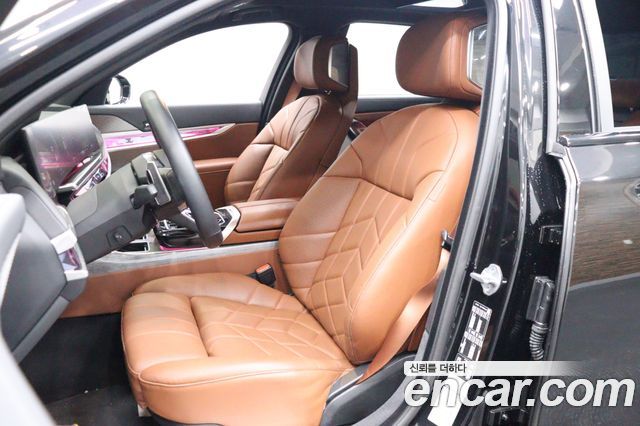 BMW 7-Series 2024 — photo 6