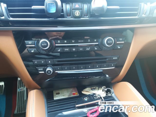 BMW X6 2017 — photo 18