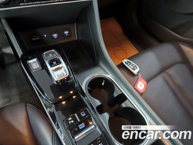 Hyundai Sonata 2021 — photo 12