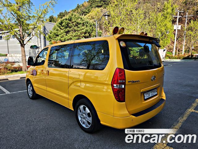Hyundai Starex 2020 — photo 7