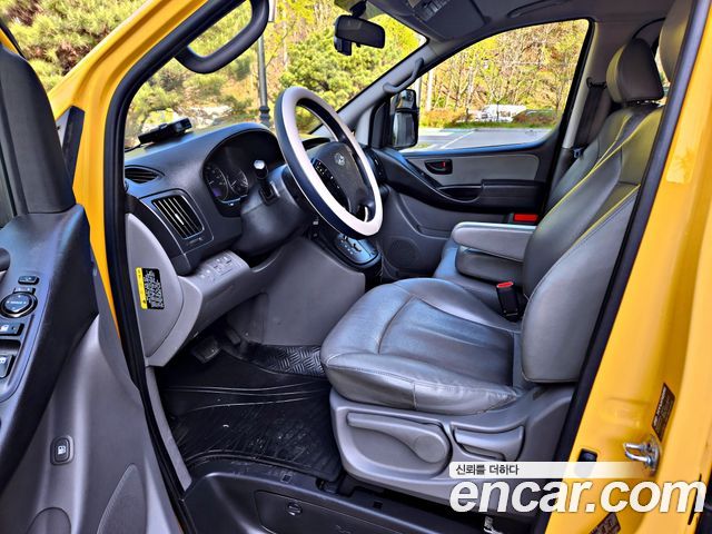Hyundai Starex 2020 — photo 12