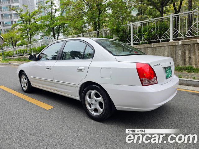 Hyundai AVANTE 2004 — photo 5