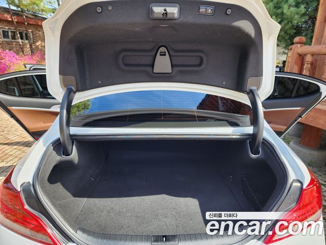 Genesis G70 2019 — photo 10