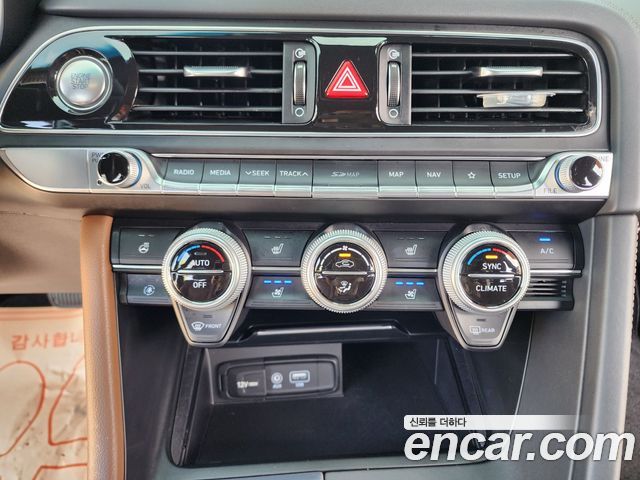 Genesis G70 2019 — photo 13