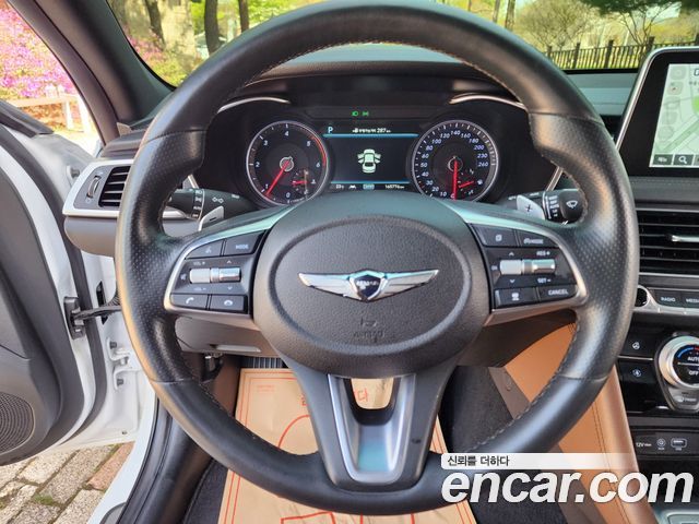 Genesis G70 2019 — photo 15