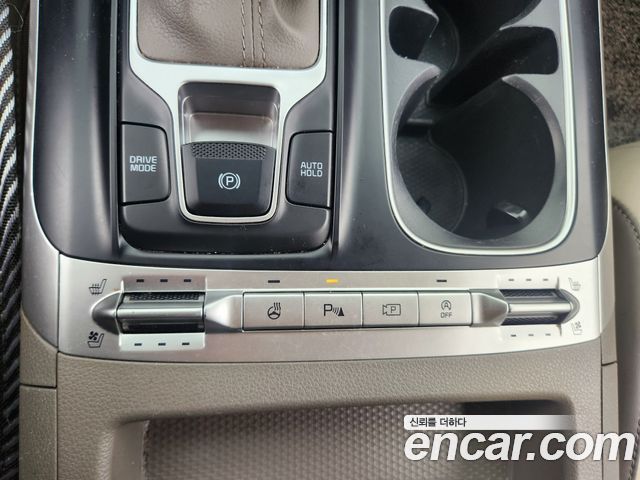 Kia Canival 2021 — photo 9