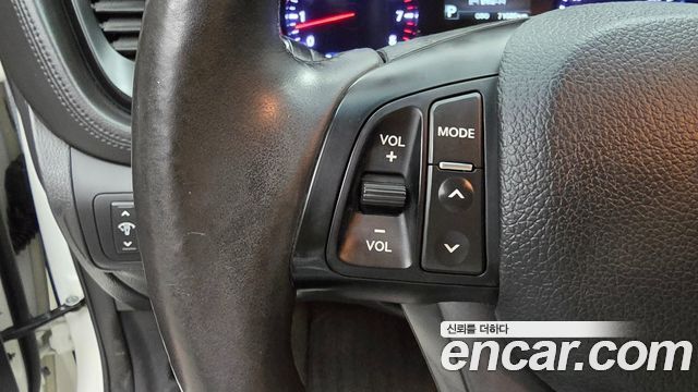 Kia K5 2013 — photo 11