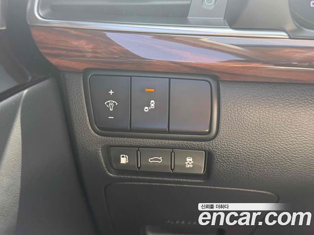 Kia K7 2017 — photo 14