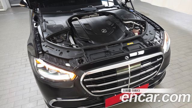 Mercedes-Benz S-Class 2021 — photo 6