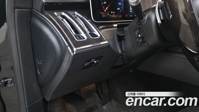 Mercedes-Benz S-Class 2021 — photo 19