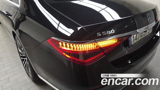 Mercedes-Benz S-Class 2021 — photo 9