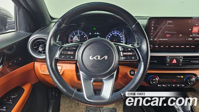 Kia K3 2022 — photo 16