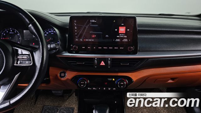 Kia K3 2022 — photo 17