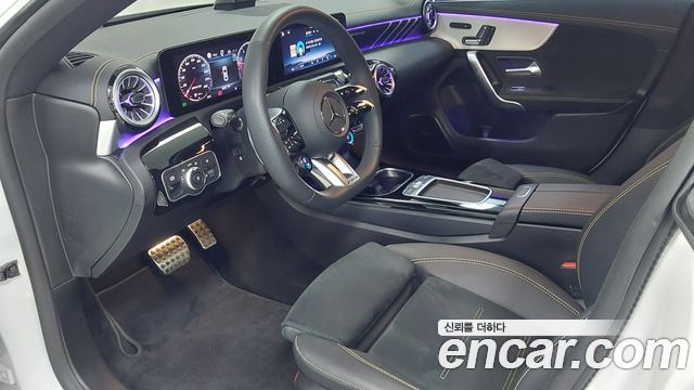 Mercedes-Benz CLA-Class 2025 — photo 9