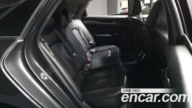 Kia K5 2021 — photo 18