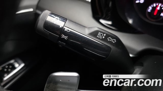 Kia K5 2021 — photo 30